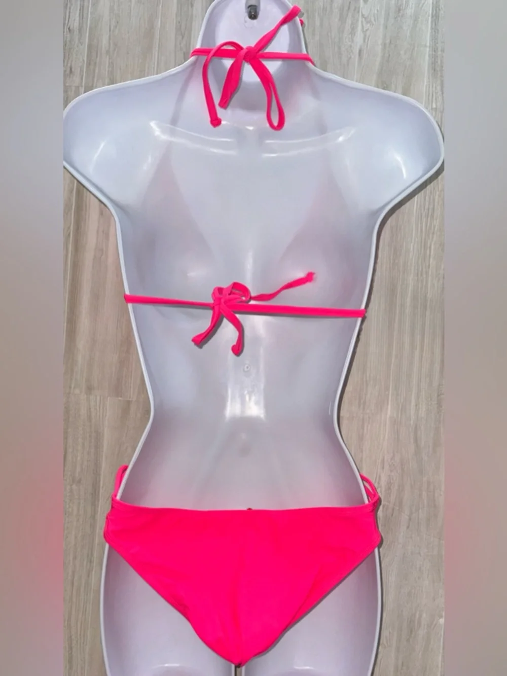 Neon Pink Y2K One-Piece Swimsuit with Side Cut-Outs - size Large - Picture 4 of 12